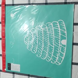 Chalk Couture Beehive Transfer